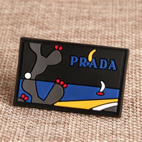 patch smaltati prada dove li compro|Prada Handmade Patches .